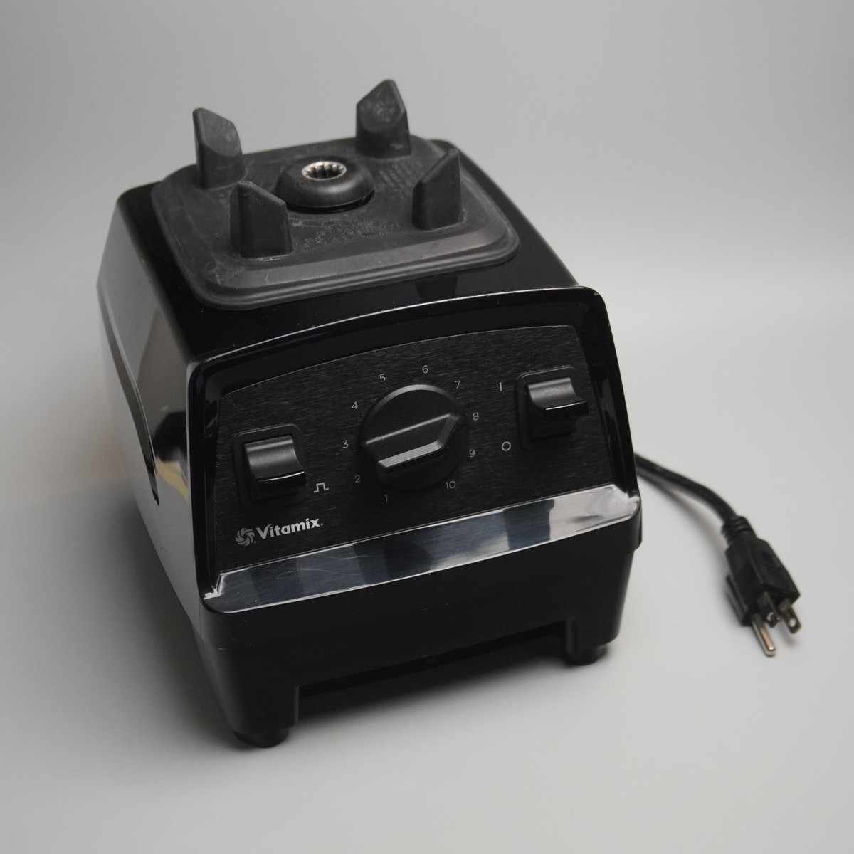 Vitamix E310 Explorian Blender (48oz)